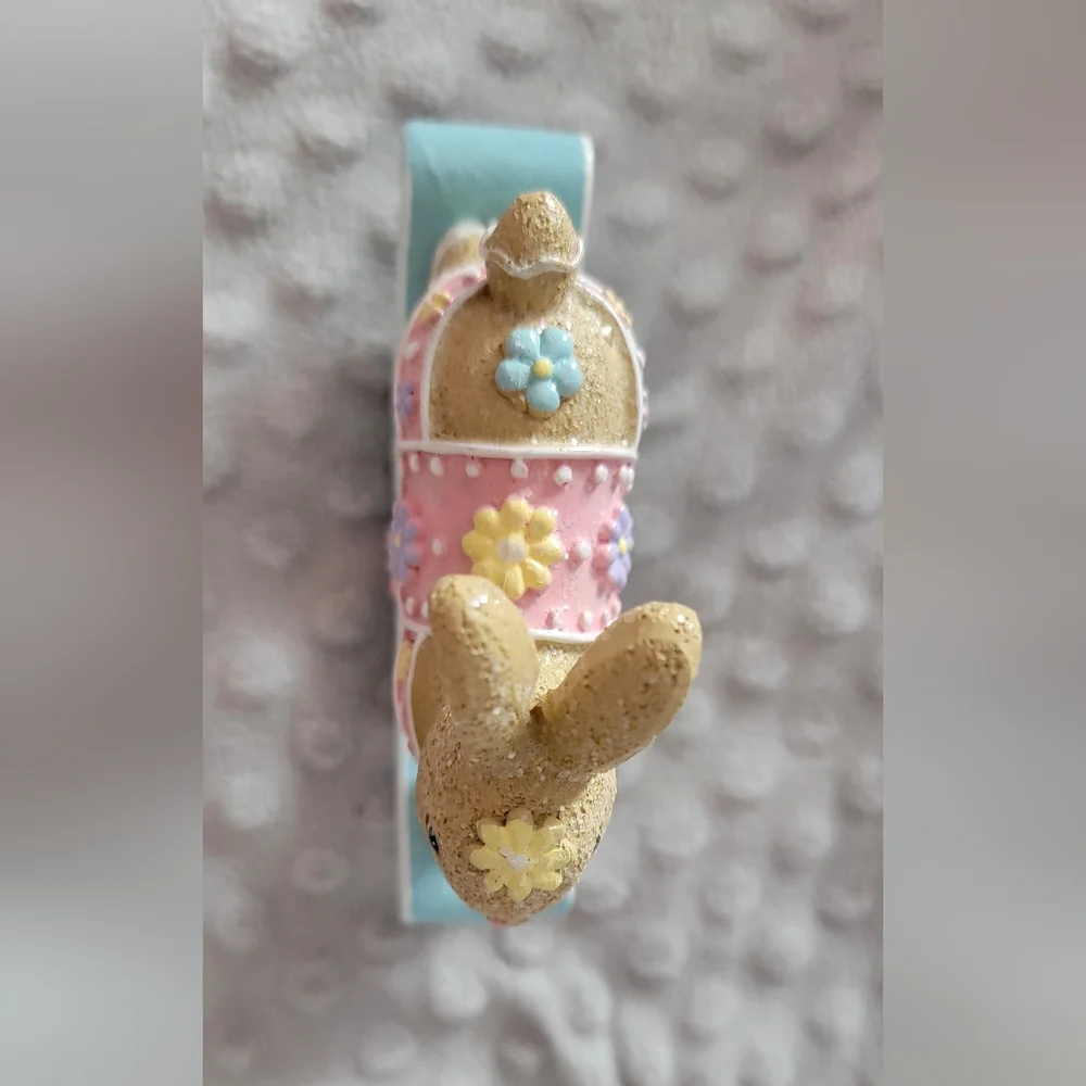 Pastel Rocking Bunny - Picture 3 of 7